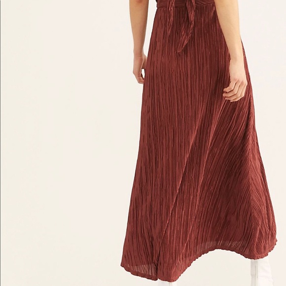 Never been worn Free People Sabine Midi dress. - Picture 3 of 5